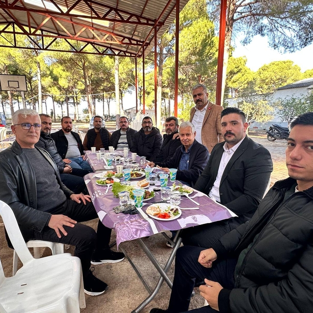 Kumluca'da öğrenciler yararına kermes düzenlendi