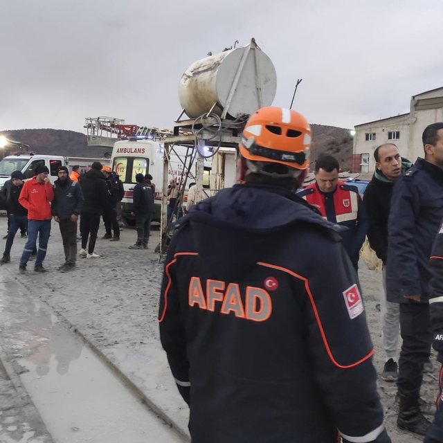 Konya'da, baraj tünelinde devrilen vagonun altında kalan işçi öldü