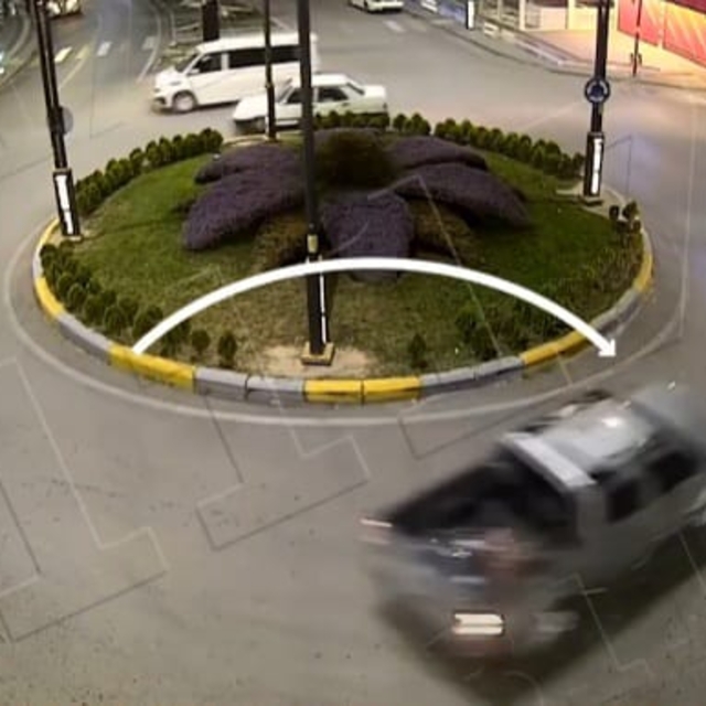 Kavşakta drift atan sürücülere 96 bin 702 lira ceza