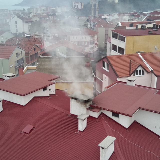 Türkeli'de çıkan baca yangını söndürüldü
