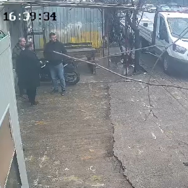 Staj yaptığı atölyede el forkliftinin altında kalan lise öğrencisi yaraland...