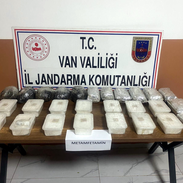 Van'da 21 kilo 240 gram metamfetamin ele geçirildi