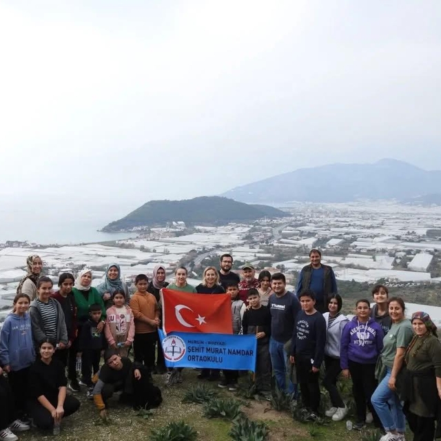 Mersin'de öğrenciler Softa Kalesi'ni gezdi