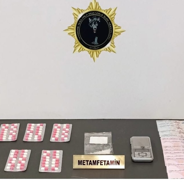 Samsun'da uyuşturucu operasyonunda 5 zanlı yakalandı