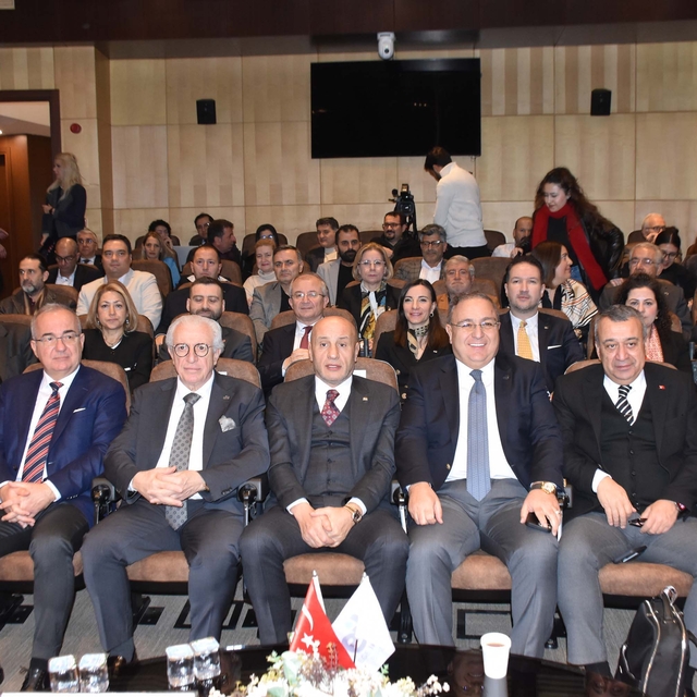 TİM Başkanı Gültepe: 2025 ihracatını hedefin üzerinde tamamlayacağız