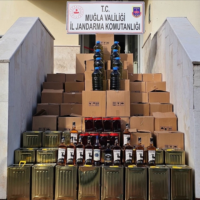 Muğla'da sahte bal ve zeytinyağı ele geçirildi