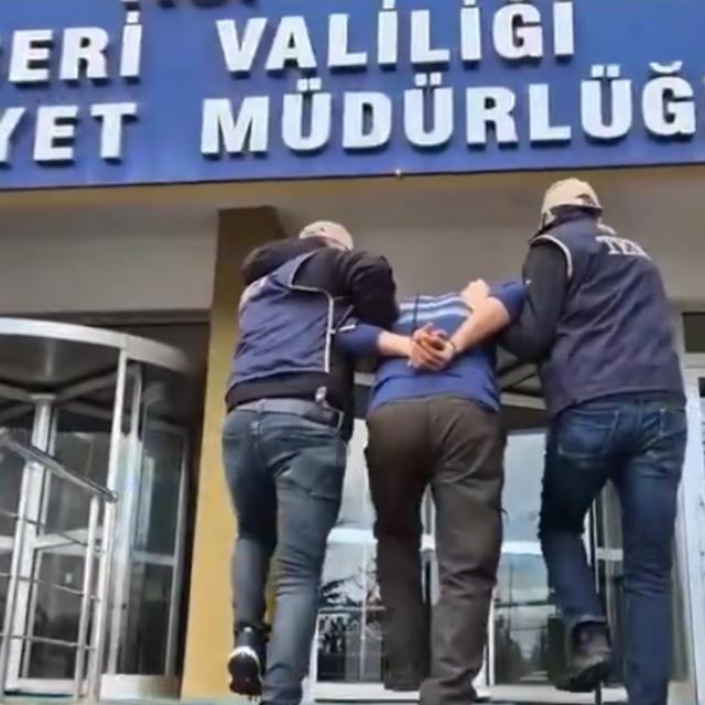 Kayseri'de 2 firari FETÖ hükümlüsü yakalandı