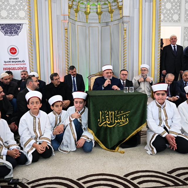 Erzurum'da hafızlık eğitimini tamamlayan 415 öğrenci icazet aldı