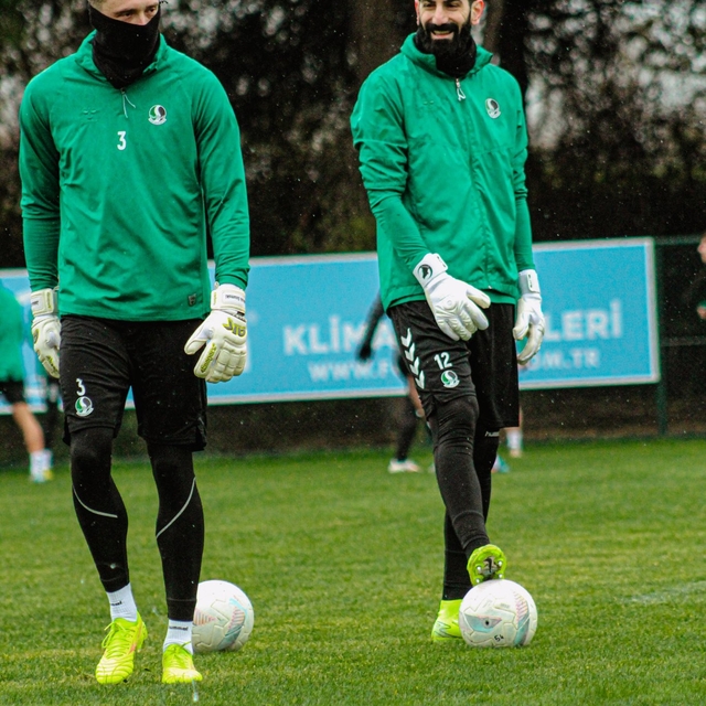 Sakaryaspor, Ankara Keçiörengücü maçının hazırlıklarını sürdürdü