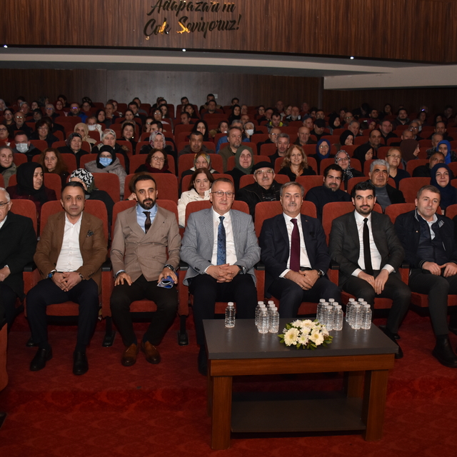 17 Ağustos 1999 Marmara Depremi'ni yaşayan Sakarya'nın merkezi kentsel dönü...