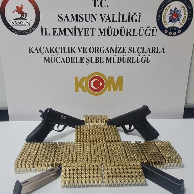 Samsun'da bir adreste 2 tabanca ele geçirildi