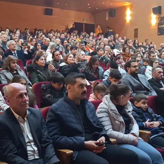 Samandağ'da Gülbahar Halk Korosu konser verdi