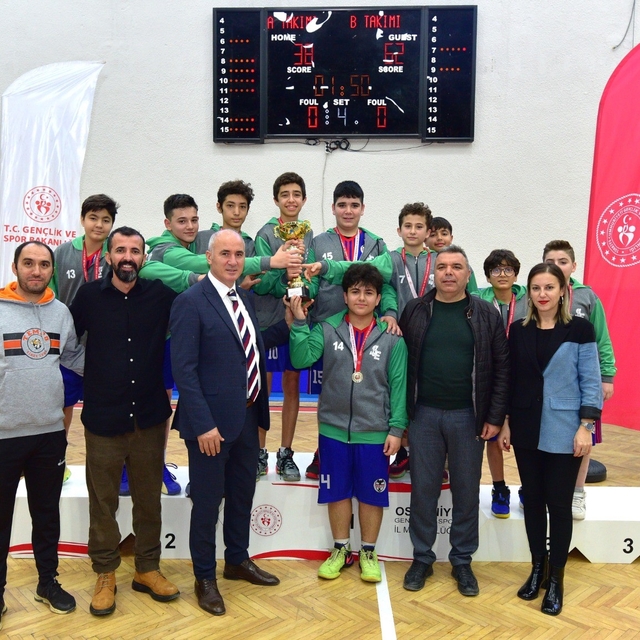 Osmaniye'de yıldızlar basketbol il birinciliği müsabakaları yapıldı