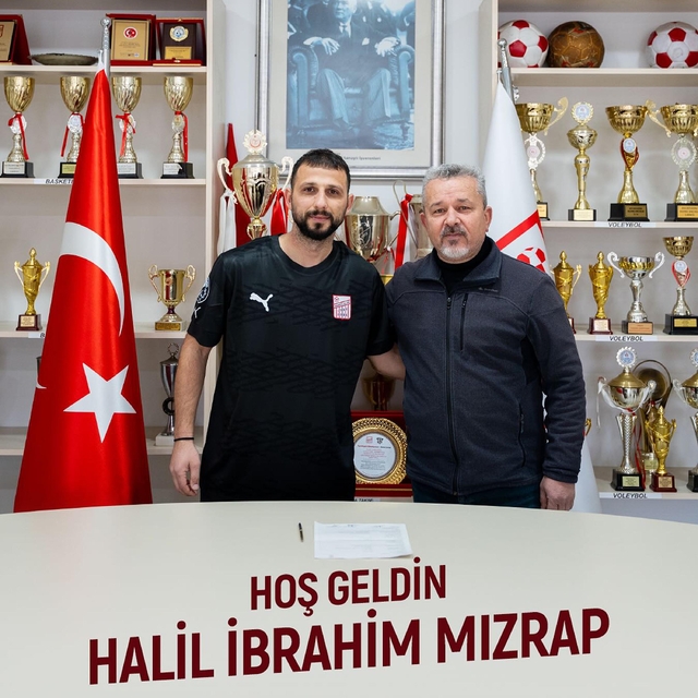Ayvalıkgücü Belediyespor'dan çifte transfer