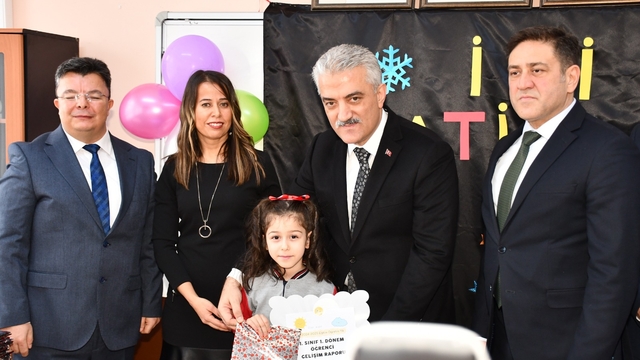 Kırıkkale'de öğrenciler karnelerini aldı