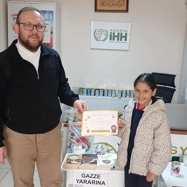 Amasya'da ilkokul öğrencilerinden Gazze'ye anlamlı bağış