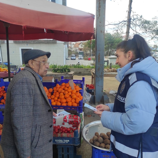 Samsun'da polis, dolandırıcılıkla ilgili bilgilendirme yaptı