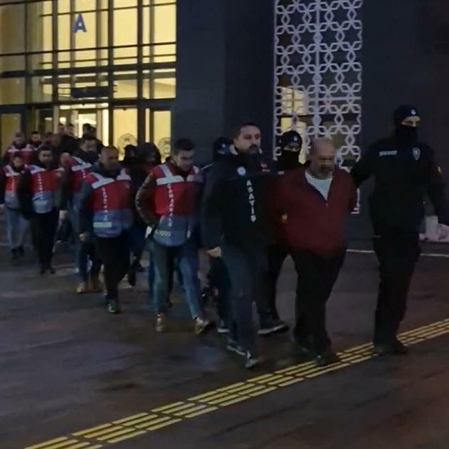 Çanakkale'de şantaj ve tehdit çetesine 5 tutuklama