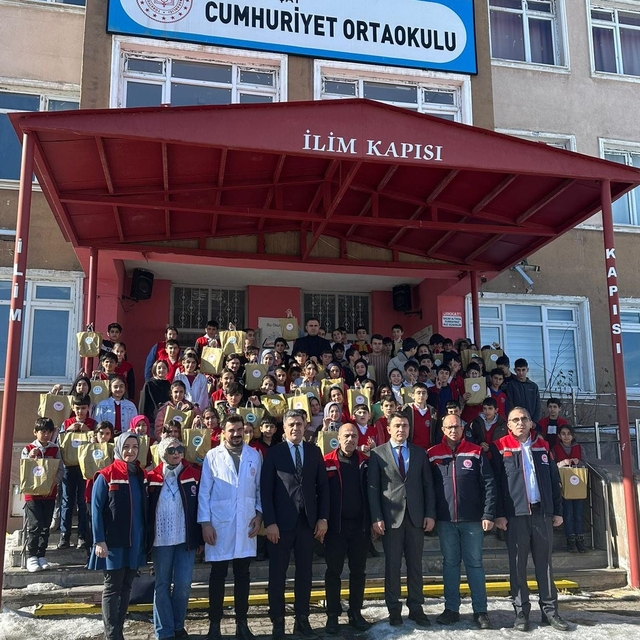 Erzurum'da öğrencilere "Organik Tarım ve İyi Tarım Uygulamaları" eğitimi
