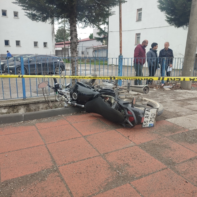 Samsun'da motosiklet sürücüsü imam trafik kazasında hayatını kaybetti