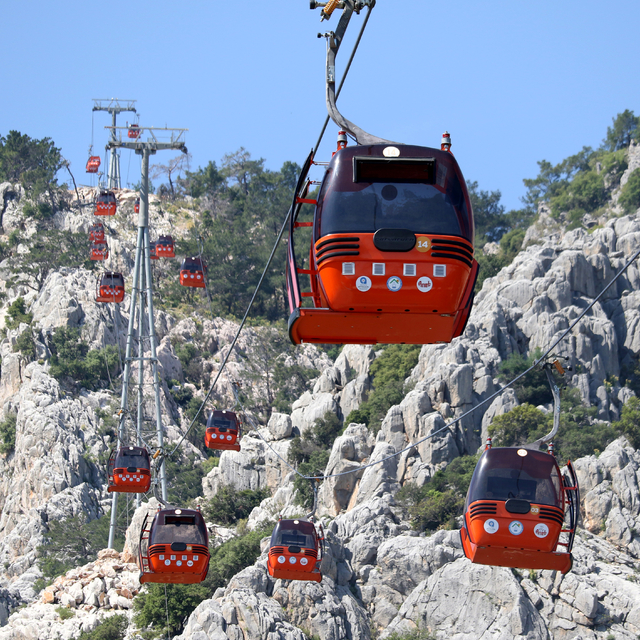 Teleferik kazası davasında tutuklu 5 sanık tahliye edildi