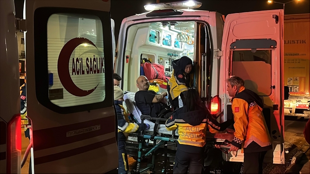 Kocaeli'de akaryakıt dolum terminalinde parlama; 4 işçi yaralandı