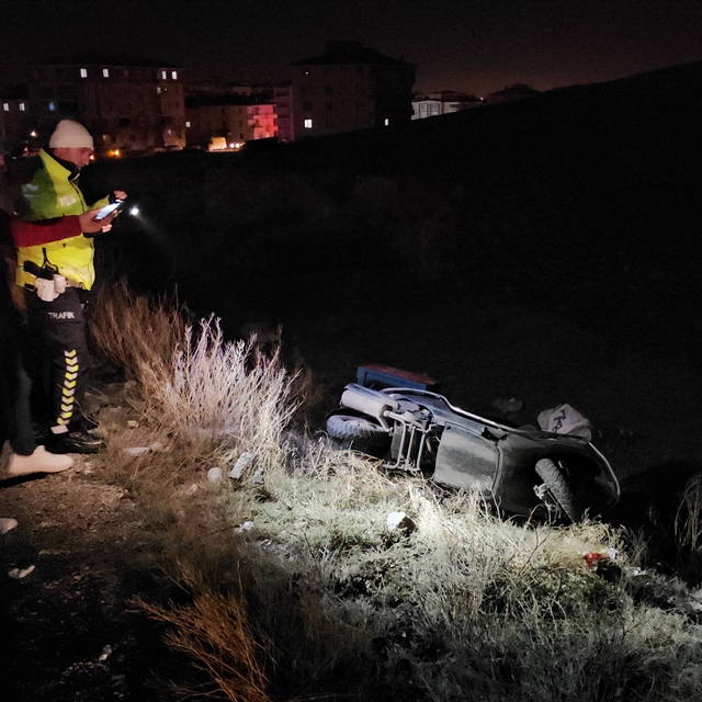 Çorum'da otomobille çarpışan motosikletin sürücüsü hayatını kaybetti