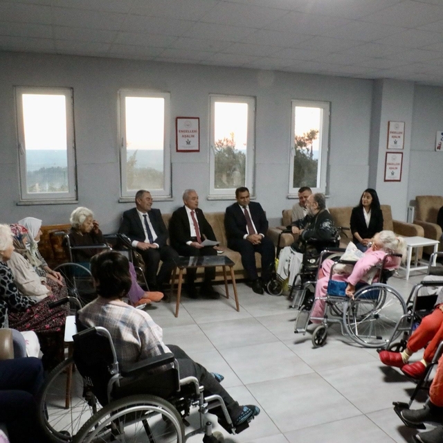 Kırklareli Valisi Turan, Vize ilçesinde ziyaretlerde bulundu