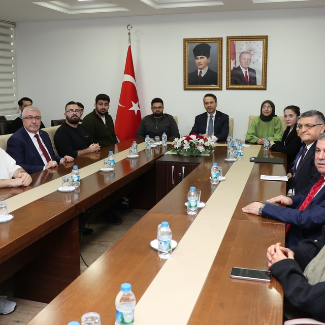 Enerji ve Tabii Kaynaklar Bakanı Bayraktar, Sinop Valiliğini ziyaret etti