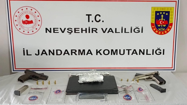 Nevşehir'de uyuşturucu operasyonunda yakalanan 2 şüpheli tutuklandı