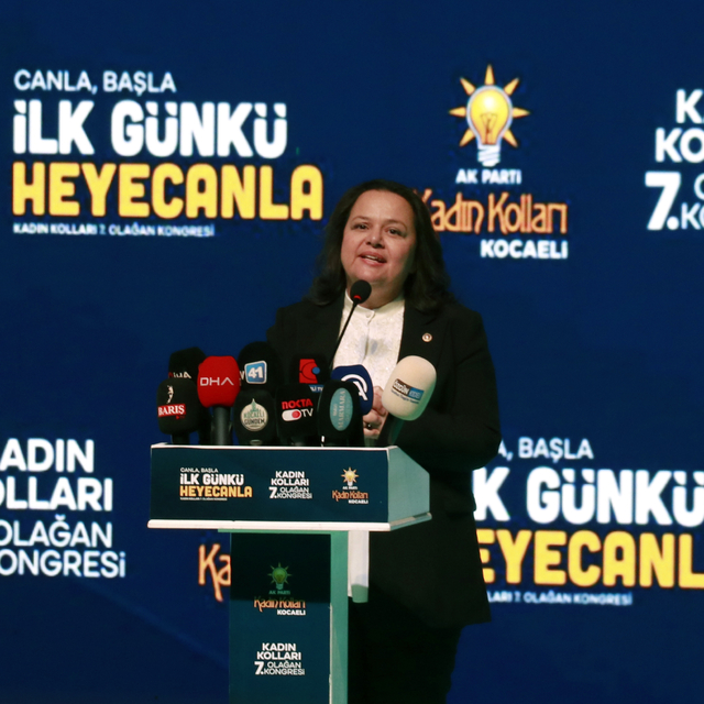 AK Parti Kocaeli 7. Olağan İl Kadın Kolları Kongresi yapıldı