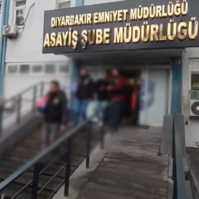 Dolandırıcılara 4 ilde 'Maske' operasyonunda 15 tutuklama; 253 milyon TL'li...