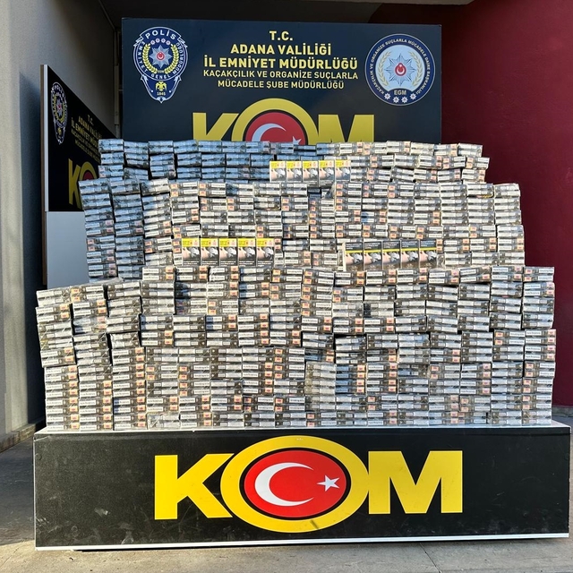 Adana'da tırda 5 bin 50 paket kaçak sigara ele geçirildi