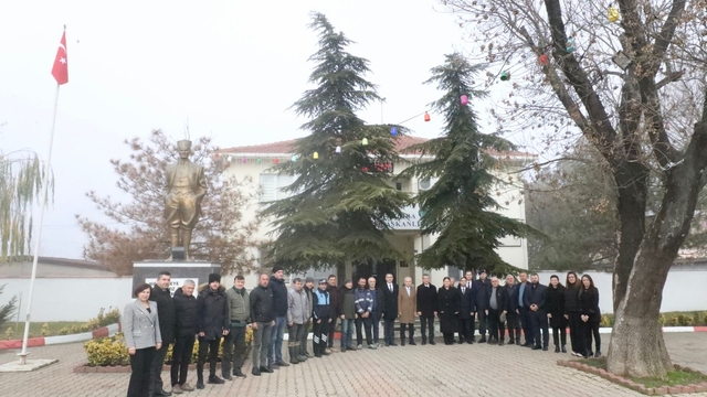 Kırklareli Valisi Turan, Babaeski ilçesinde ziyaretlerde bulundu