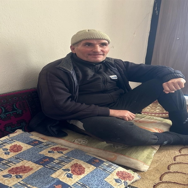 Kayıp engelli 12 gündür aranıyor; ailesi duvarlara ve duraklara afişler ast...