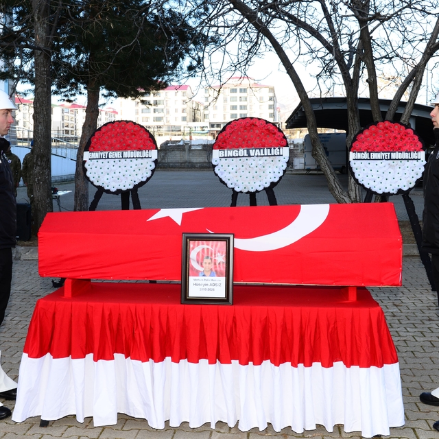Bingöl'de vefat eden polis memuru için cenaze töreni düzenlendi