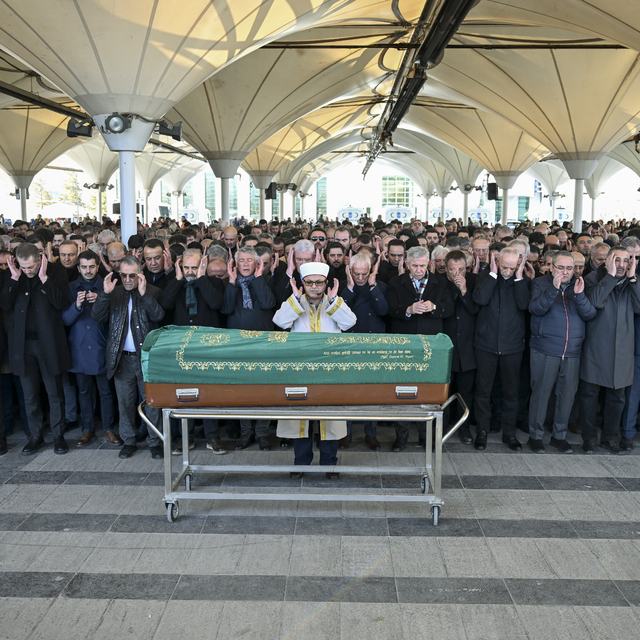 İYİ Parti Genel Başkanı Dervişoğlu, Ankara Milletvekili Aydın'ın babasının...