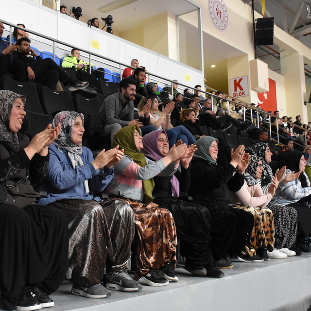 Filenin "şalvarlı sultanları", Kuzeyboru maçını izledi