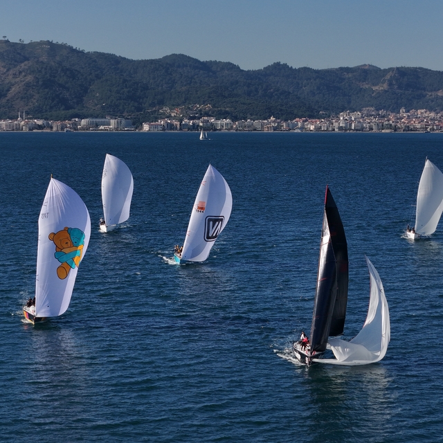 Yat yarışlarında Marmaris MIYC Kış Trofesi'nin 1. ayağı tamamlandı
