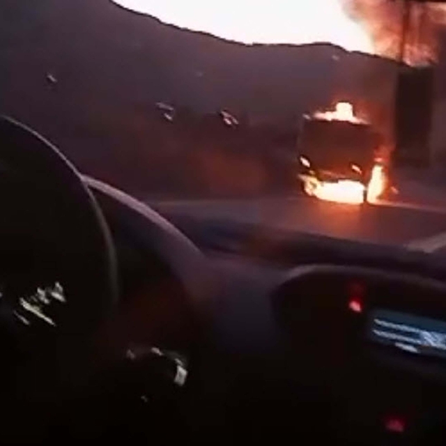 Muğla'da mazot yüklü tanker alev alev yandı