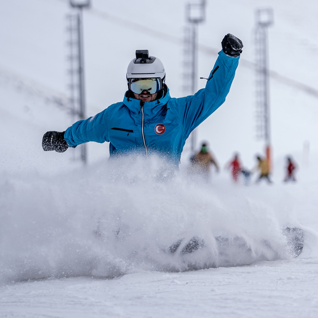 DOSYA HABER - Snowboard Yıldızları - Tahta snowboarddan altın madalyalara