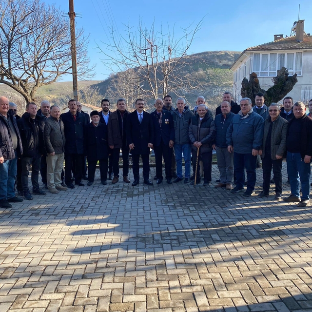 Lalapaşa Kaymakamı Yılmaz Sinanköy köyünde ziyaretlerde bulundu