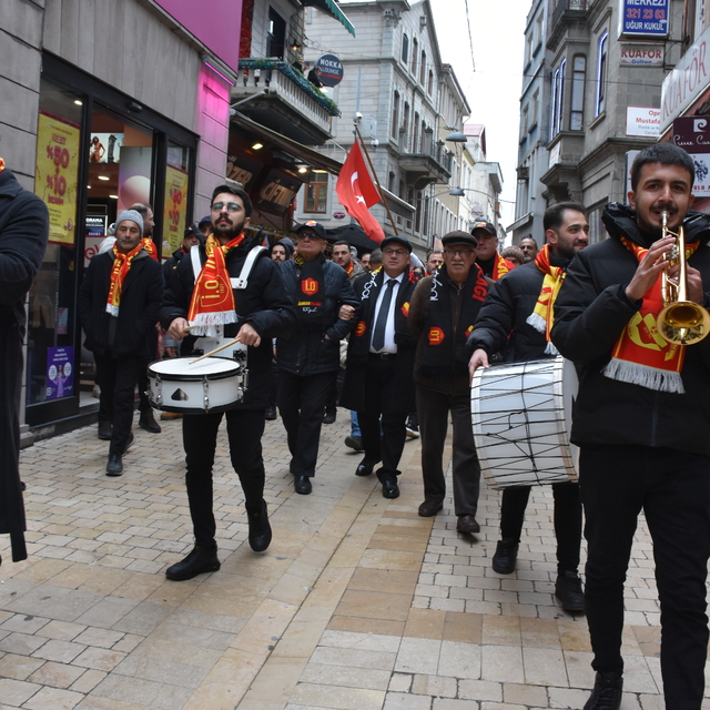 Trabzon'da İdmanocağı Spor Kulübünün 104. kuruluş yıl dönümü kutlanıyor