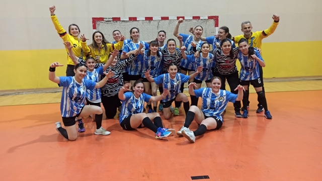 Hentbol heyecanı Osmaniye'de başladı