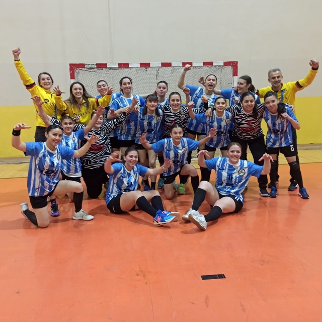 Hentbol heyecanı Osmaniye'de başladı