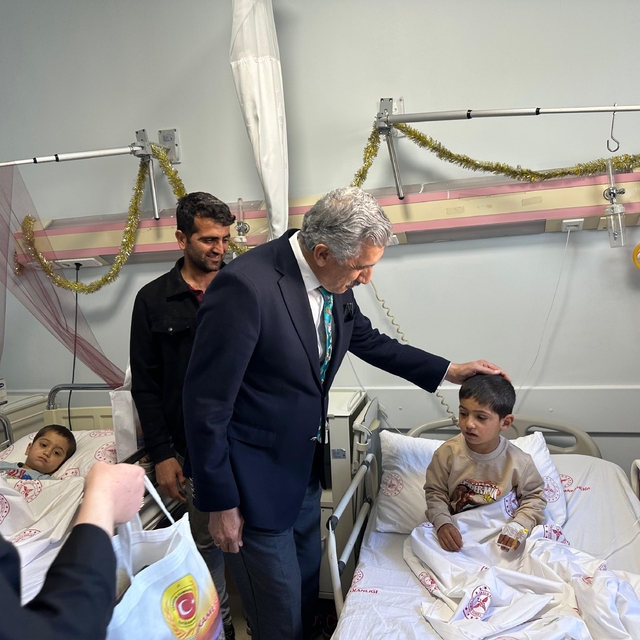 Adıyaman'da 170 çocuk sünnet ettirildi