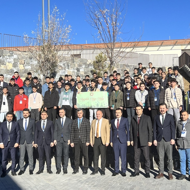 Bitlis'te "Maziden Atiye Ahlat" öğrenci programı başladı