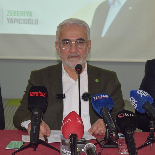 Yapıcıoğlu: Kürt meselesinin çözümü, silahların bırakılması şartına bağlanm...