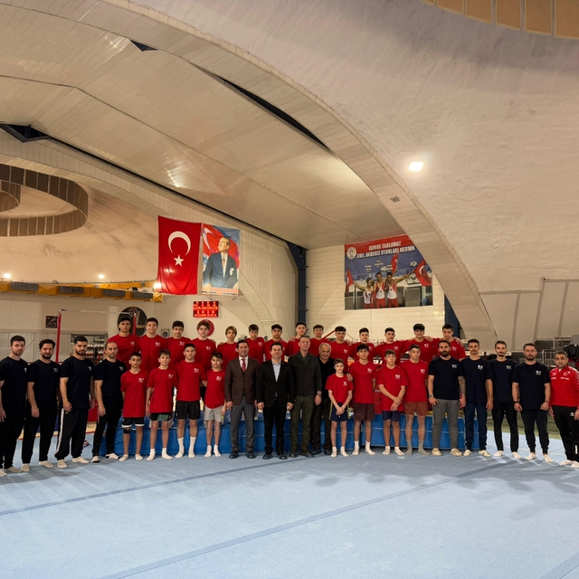 Artistik Cimnastik Genç Erkekler Milli Takım hazırlık kampı Bolu'da başladı