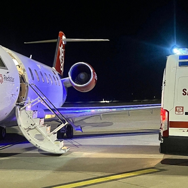 Şırnak'ta 2 bebek, ambulans uçak ile İstanbul'a sevk edildi